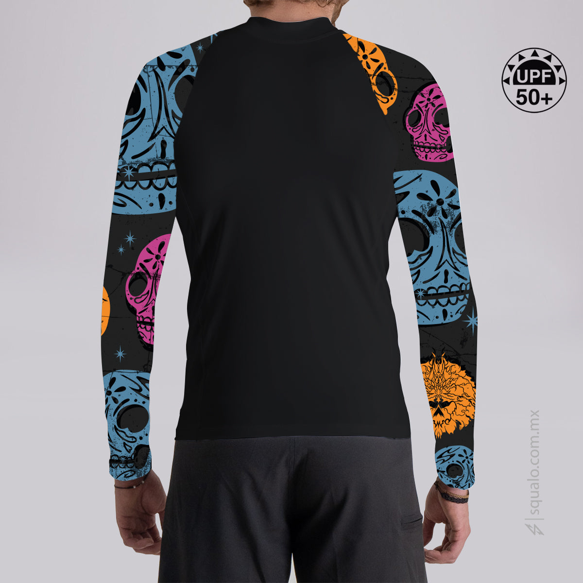 PLAYERA RASHGUARD CORTE AJUSTADO MANGA LARGA DDM26 NEGRO