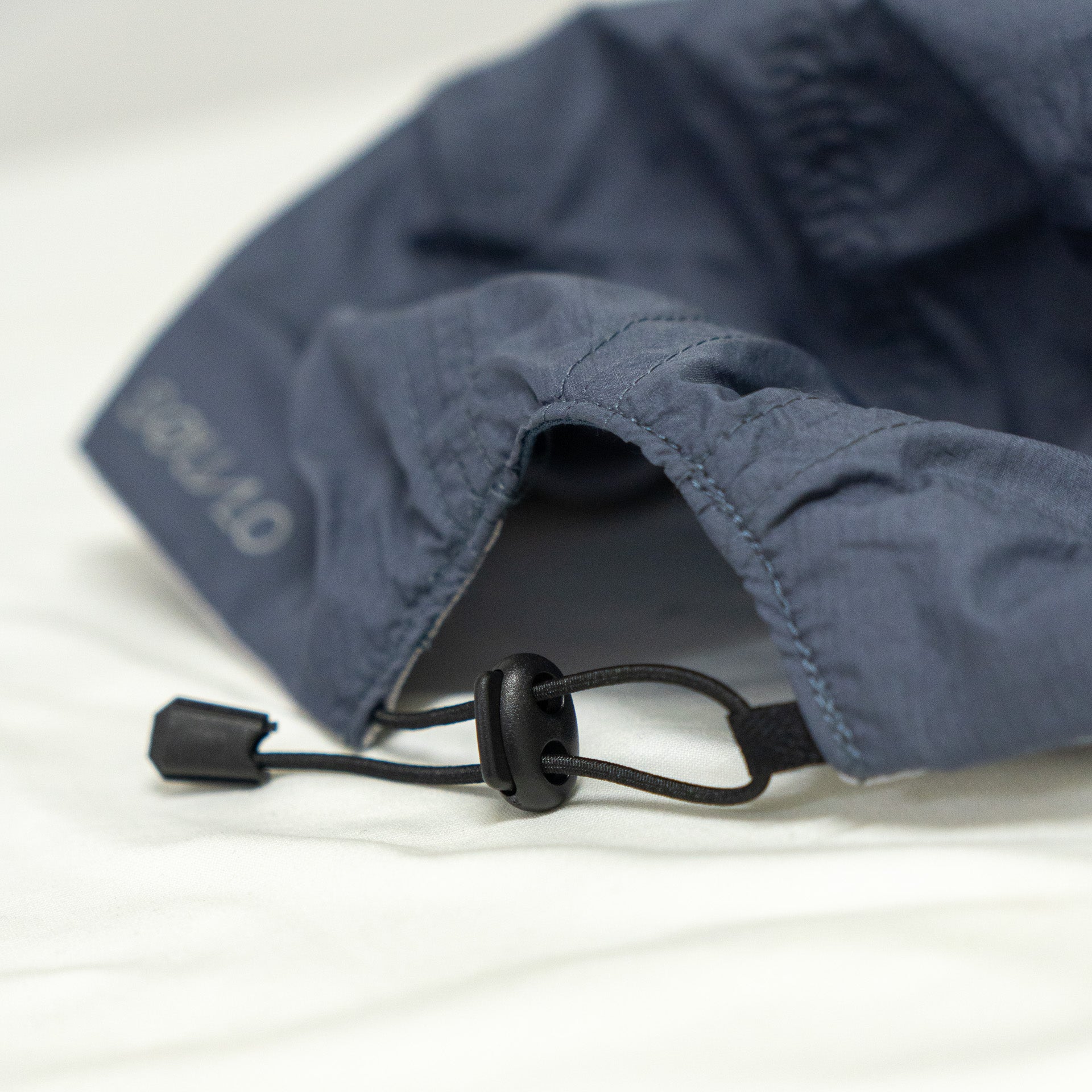 Gorra Logo Gris Oscuro