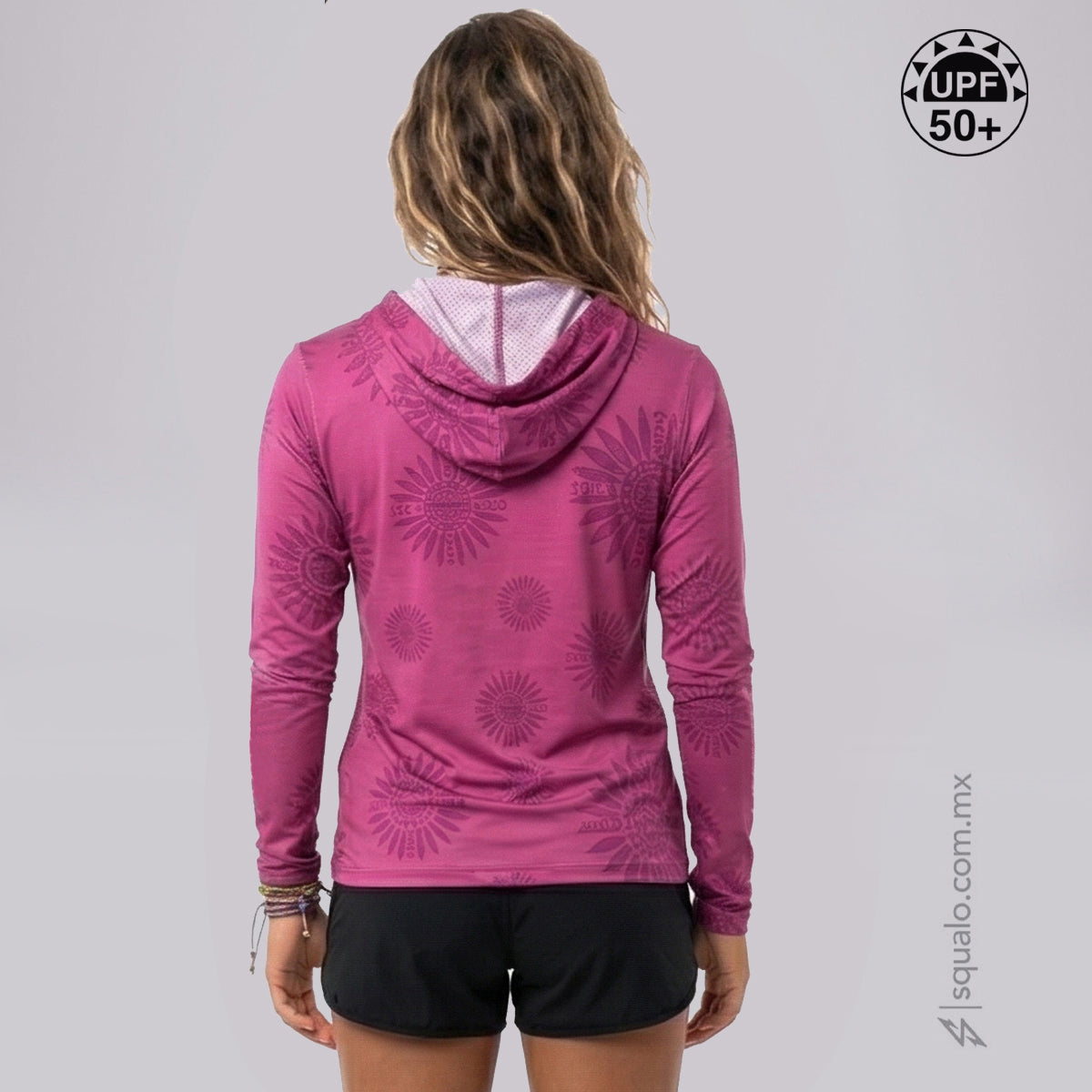 PLAYERA RASHGUARD MANGA LARGA CON GORRO XIRL ROSA